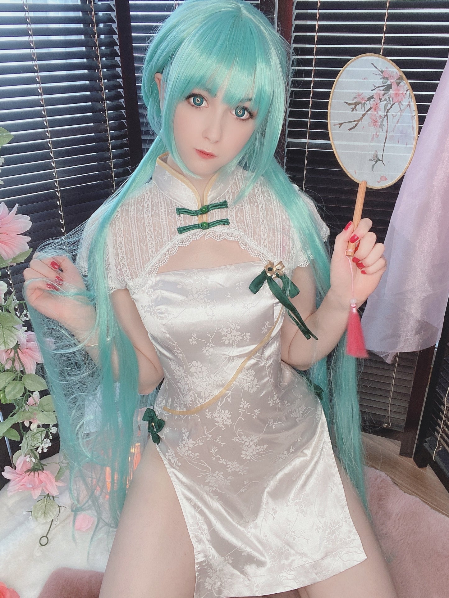Hatsune miku Myethos Shaohua selfies
