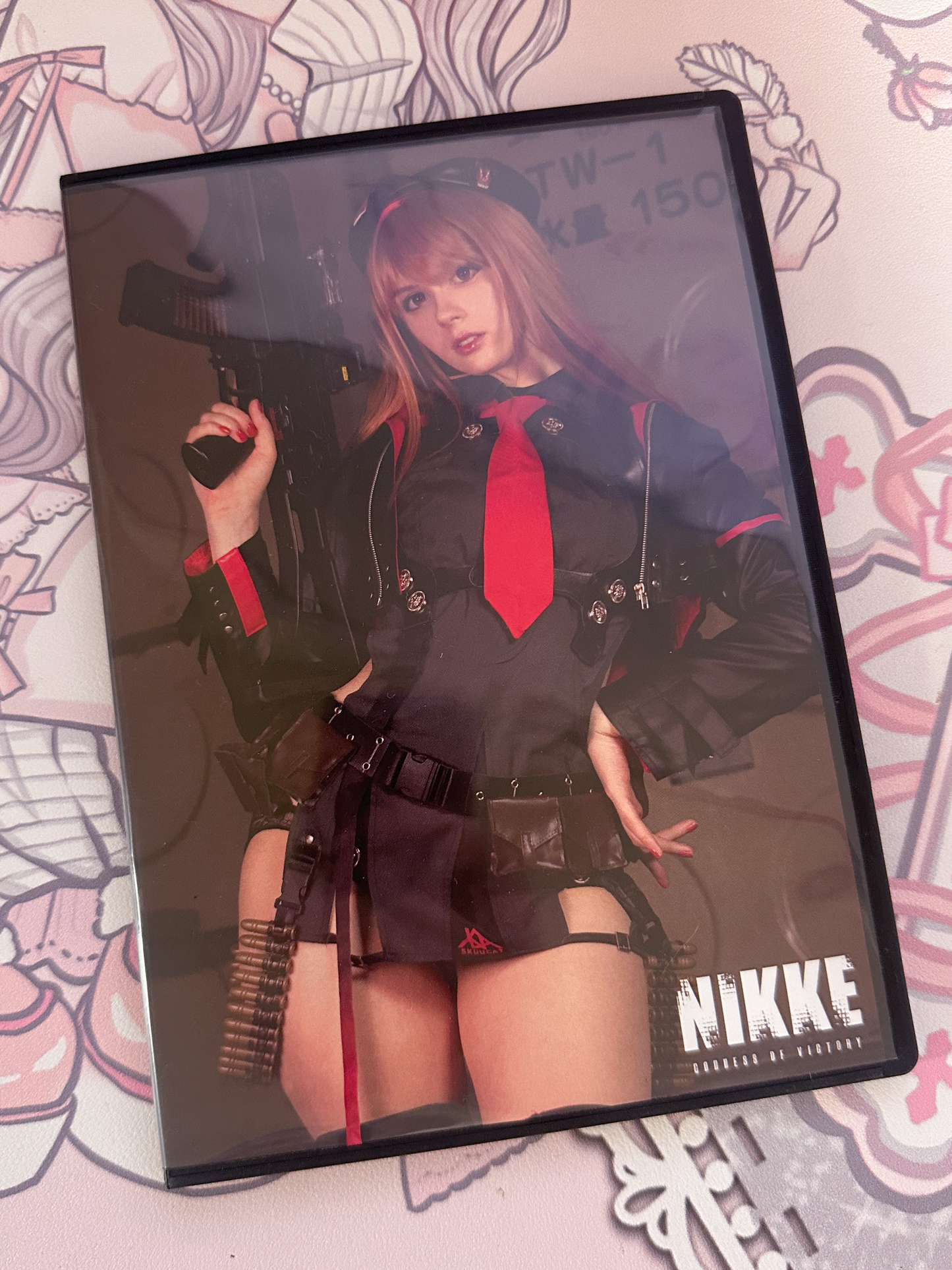 Collector Pack NIKKE Goddess of Victory Rapi Photobook + DVD ROM