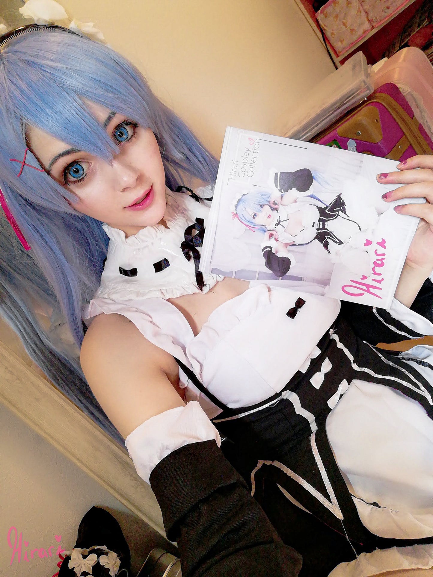 Hirari Cosplay Collection Photobook Doujinshi